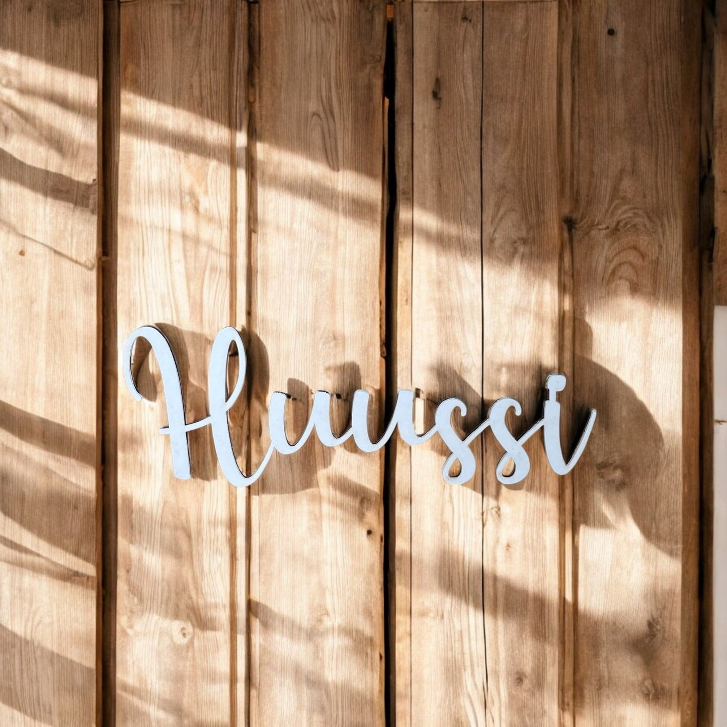 Huussi-kyltti valkoinen