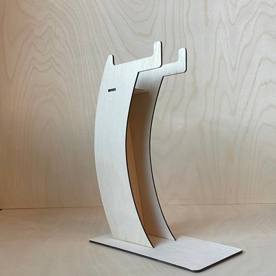 Kuuloketeline omalla logolla