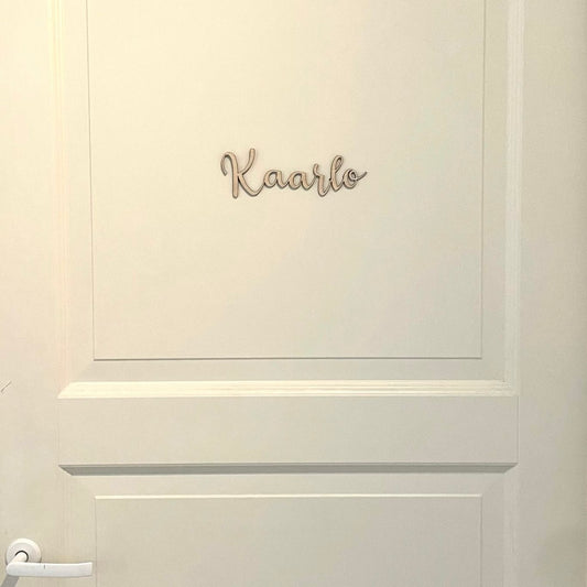 Kyltti-omalla-tekstilla