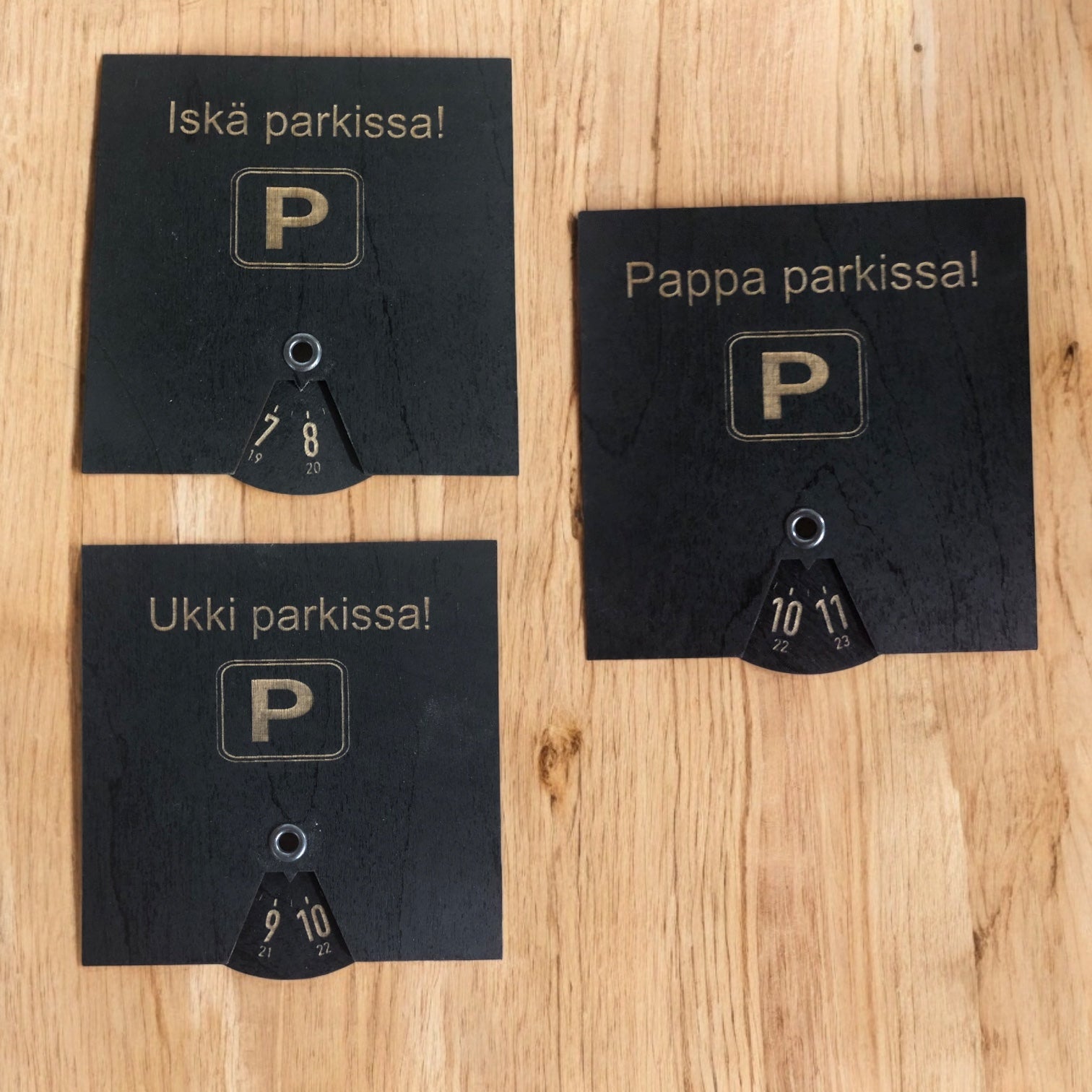 Parkkikiekko musta