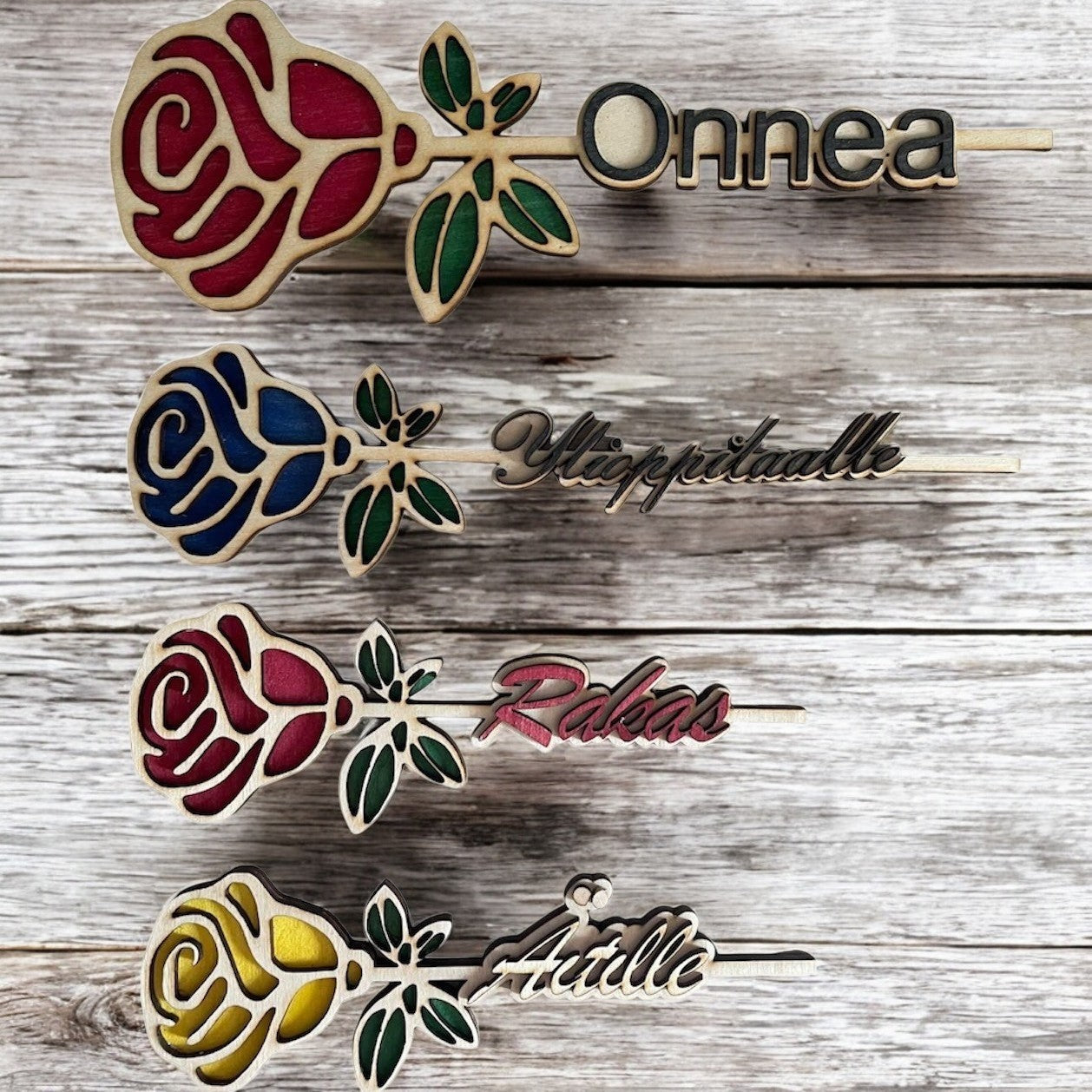 Ruusut-omalla-tekstillä