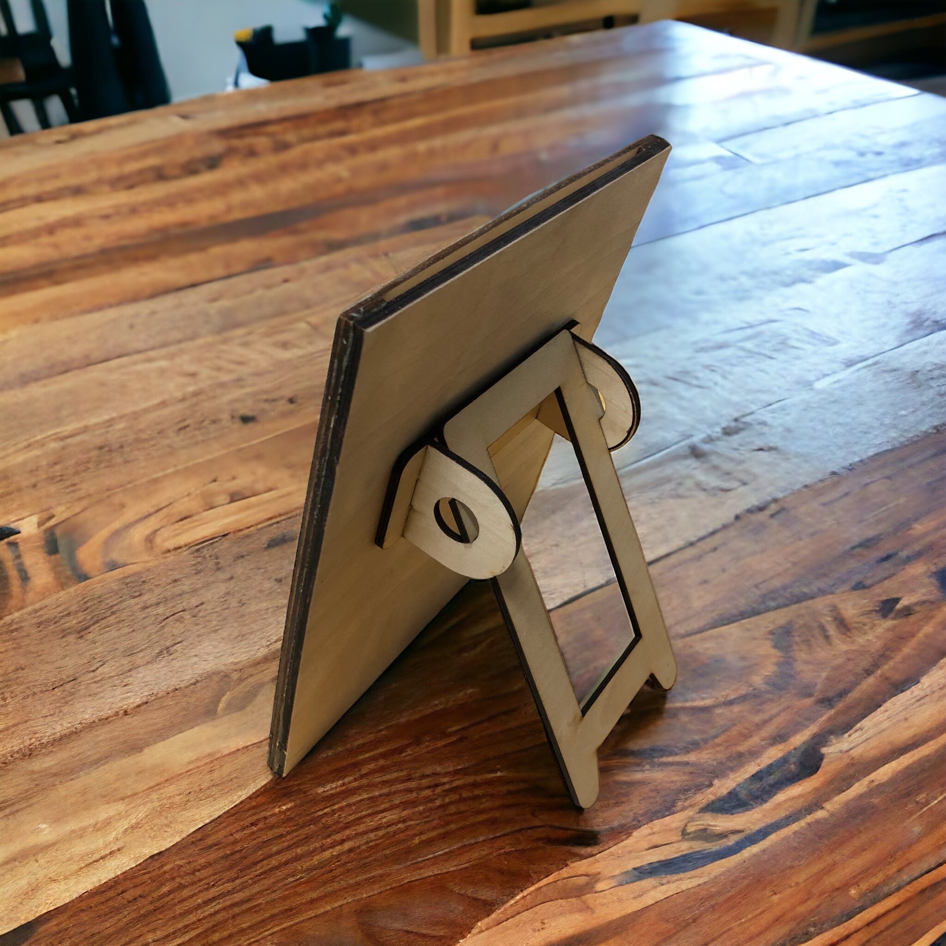 Koivuvanerinen valokuvakehys