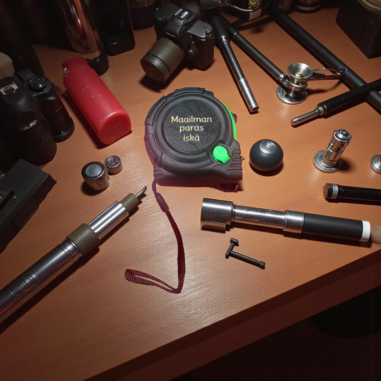 Isänpäivä_mitta_rullamitta_musta_iskä