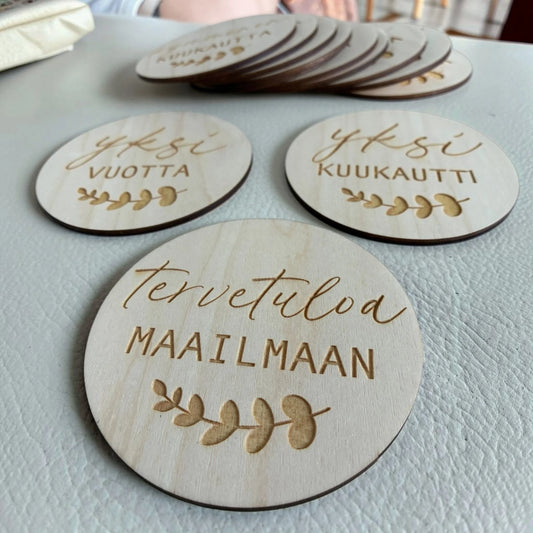 Milestonekortit_Koivusta_Vaneriset