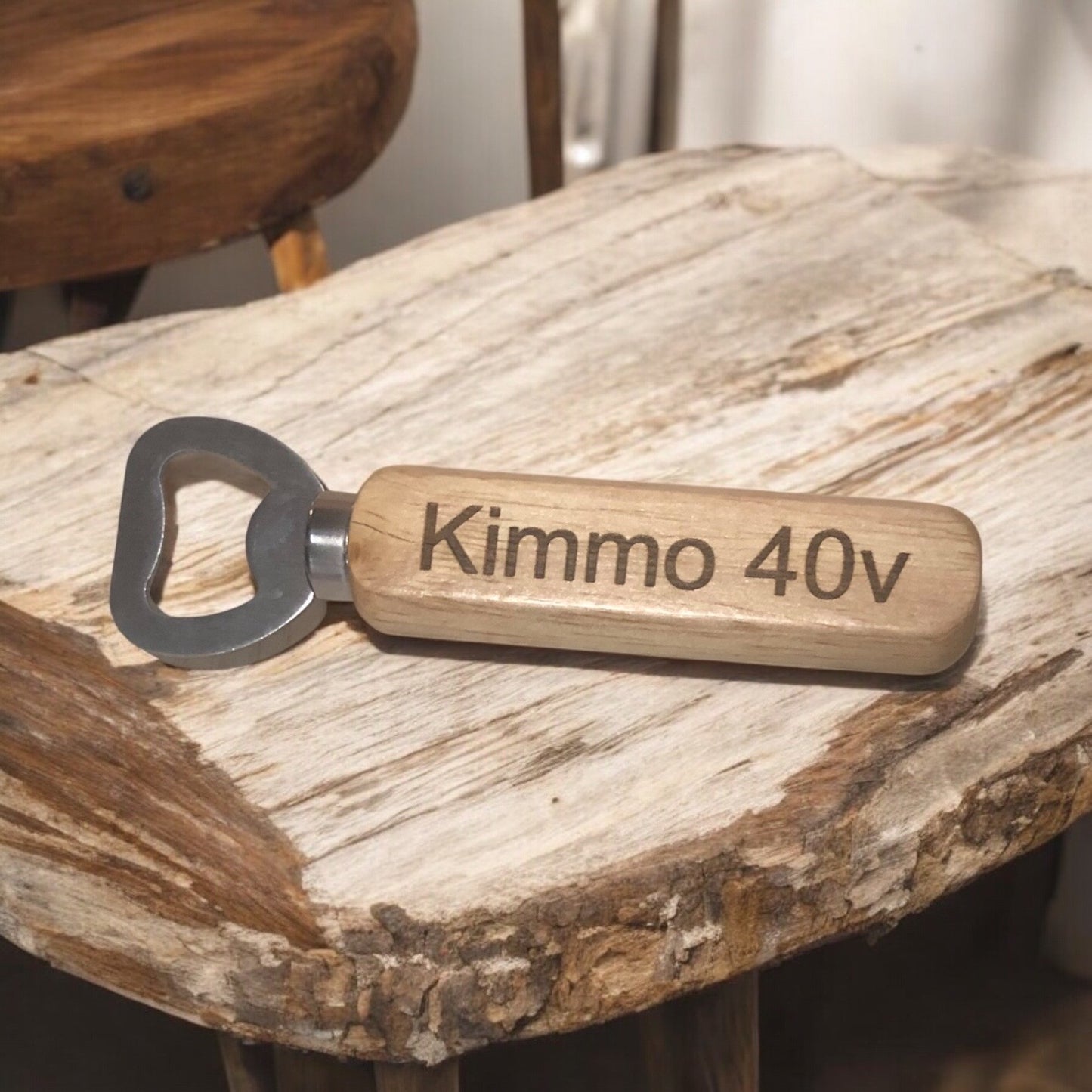 Flasköppnare med egen text